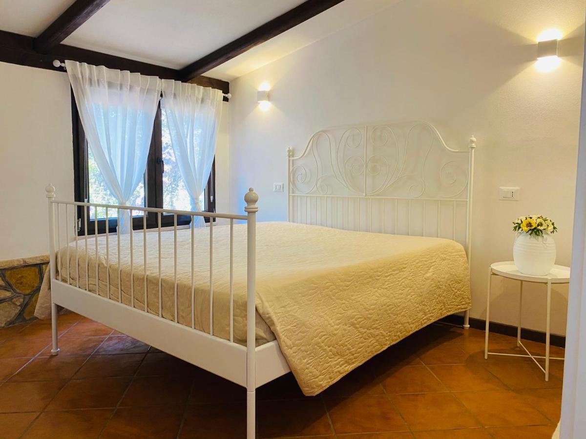 Villa Anita San Michele Salentino Buitenkant foto